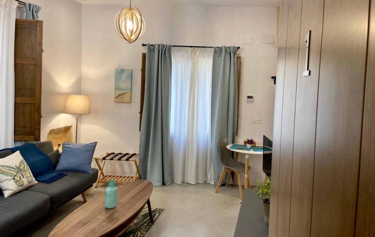 Gadeiras Suites - Apartamentos Turisticos De 2 Llaves Cadiz Dış mekan fotoğraf