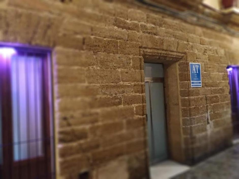 Gadeiras Suites - Apartamentos Turisticos De 2 Llaves Cadiz Dış mekan fotoğraf